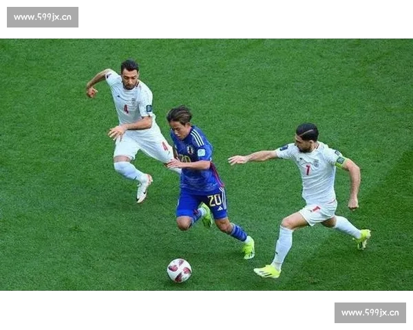 全面深度解析关键战术调整与球员表现对比赛走势的决定性影响总结 全面深度解析关键战术调整与球员表现对比赛走势的决定性影响总结